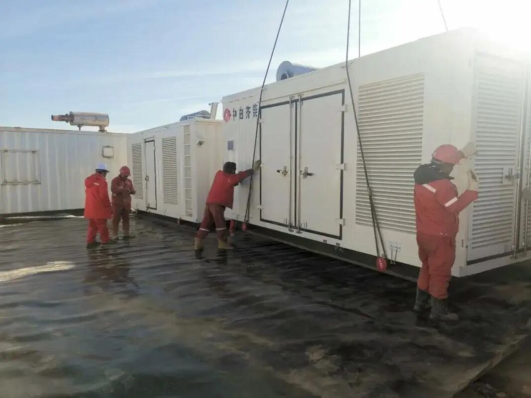 Generator ogniw paliwowych na metanol o mocy znamionowej 120 kW, zapewniający czystą energię o zerowej emisji i wyjątkowo niski koszt energii elektrycznej